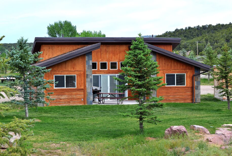 Dutch John Resort At Flaming Gorge